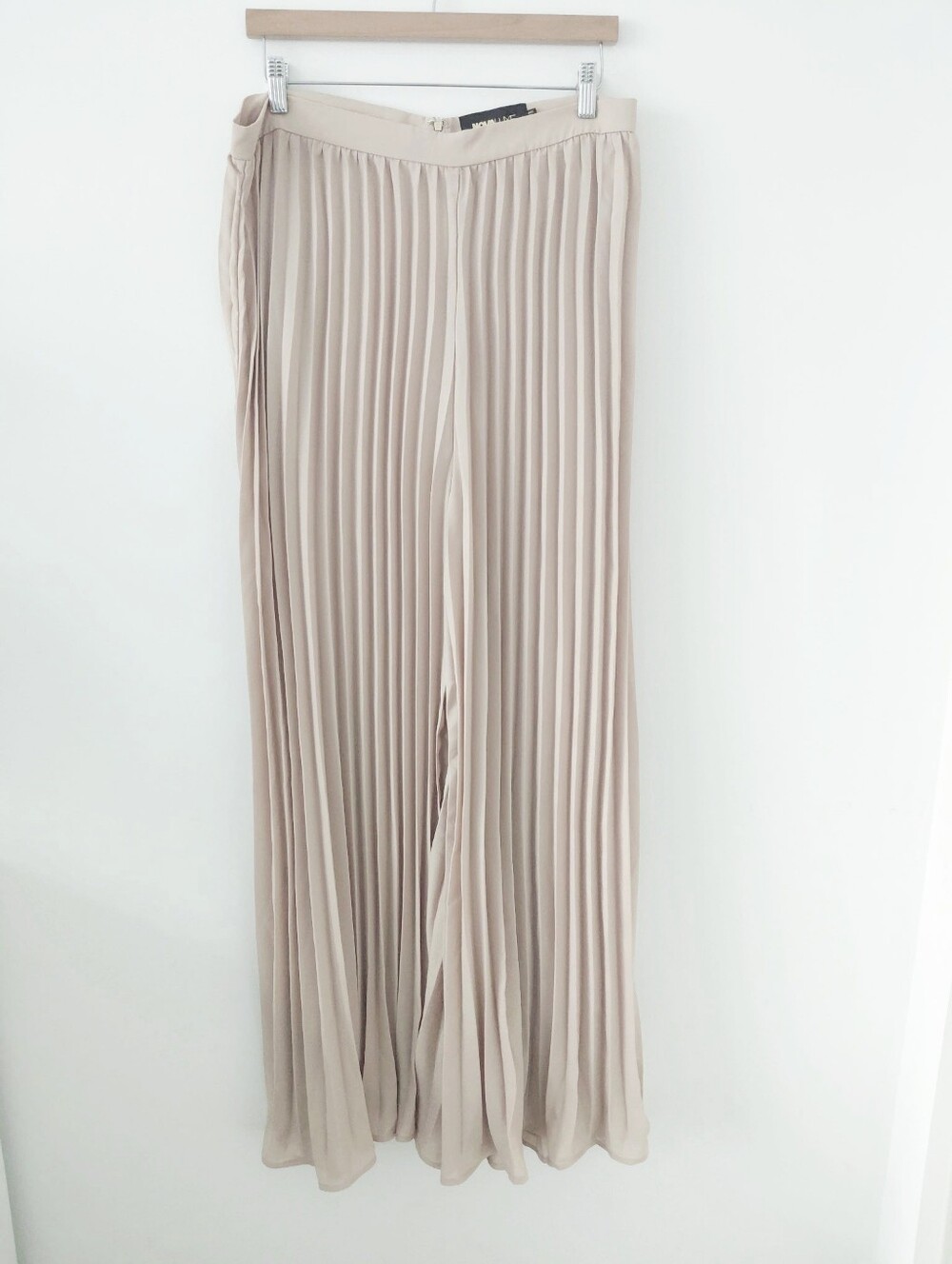 Fashion Nova Luxe Pleated Plazzo Pants - Beige
